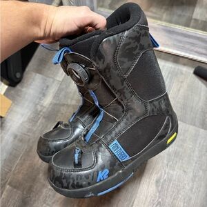 K2 Mini Turbo youth snowboard boots